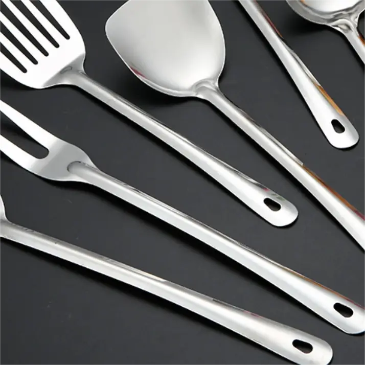 The handles of the one-piece stainless steel kitchen utensils